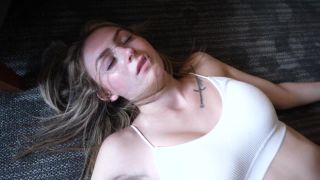 online xxx video 19 Girls Getting Sleepy – London Knocked Out, lexi sindel femdom on fetish porn -2