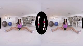 Asdis Loren - limber Asdis Loren Stretching - VirtualXPorn (UltraHD 2K 2020)-1