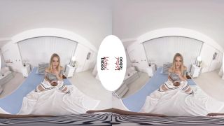  VirtualTaboo presents Alecia Fox in Special Meal For Special Sister - , blonde on 3d porn-1