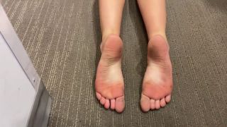 Footfetish Brooklyn's 19yo Teen Cheerleader Feet - Foot Fetish-7
