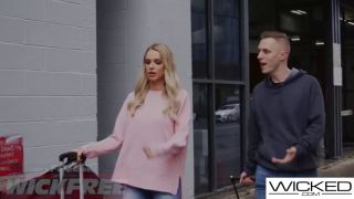 Deepthroat Beautiful Blondes Emma Hix and Blake Blossom get Dicked Hard in Threesome-1