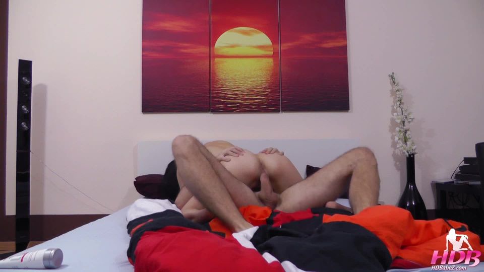 Sporty Teen Tiana's Hot Adventure: Pussy Creampie Full Story