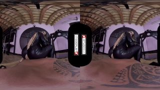 Video Bayonetta A XXX Parody : Marta LaCroft 1440p 2K-3