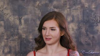 [CumPerfection] Katie Cooper Catwalk Facial [05.30.24] [1080p]-0