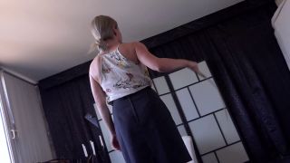 FEMDOMFOTO - Lady Viola - Lady Checking Canes (German).-2