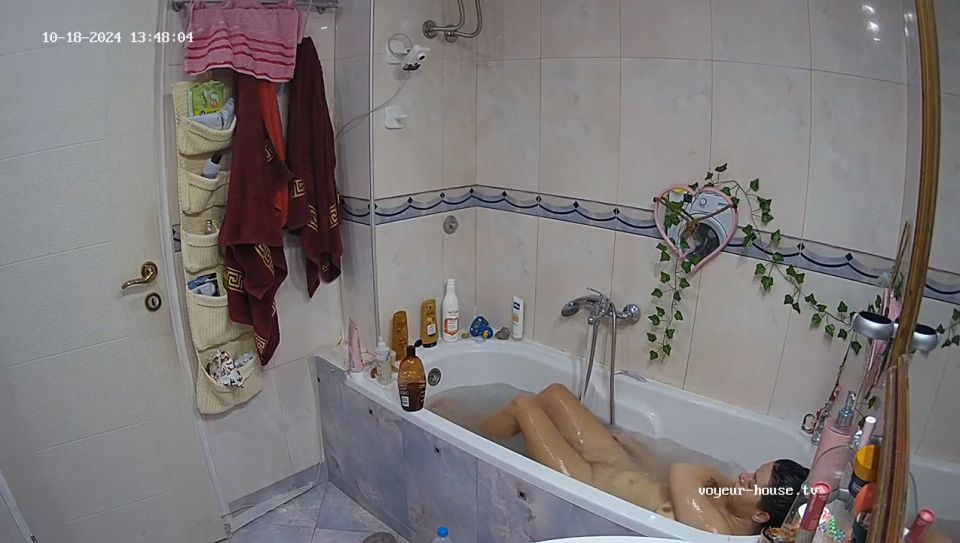 Ally Bath, 18 10 2024 720P - Voyeur