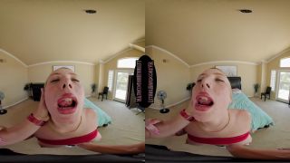 Dixie Lynn - Horny Dixie Sneaks You In Her Bedroom - LethalHardcoreVR (UltraHD 2K 2021)-0