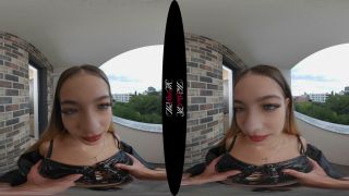 Sandy Little VR: Hot Seducer in 4096p VR Sex Scenes-1