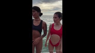 Holly Shit () Hollyshit - les envie a todos un videito para que lo disfruten como nosotras lo hicimos nos besamos de 15-05-2021-1