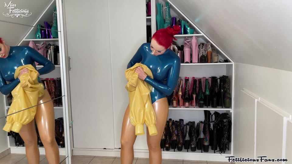 Latex Dressing In 2 Layers Of Latex Quick View Porn - New...