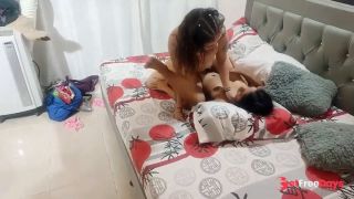 Im scissoring with my friend at my stepfathers house-2