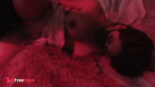 se mete a mi cuarto y me mete su verga-5