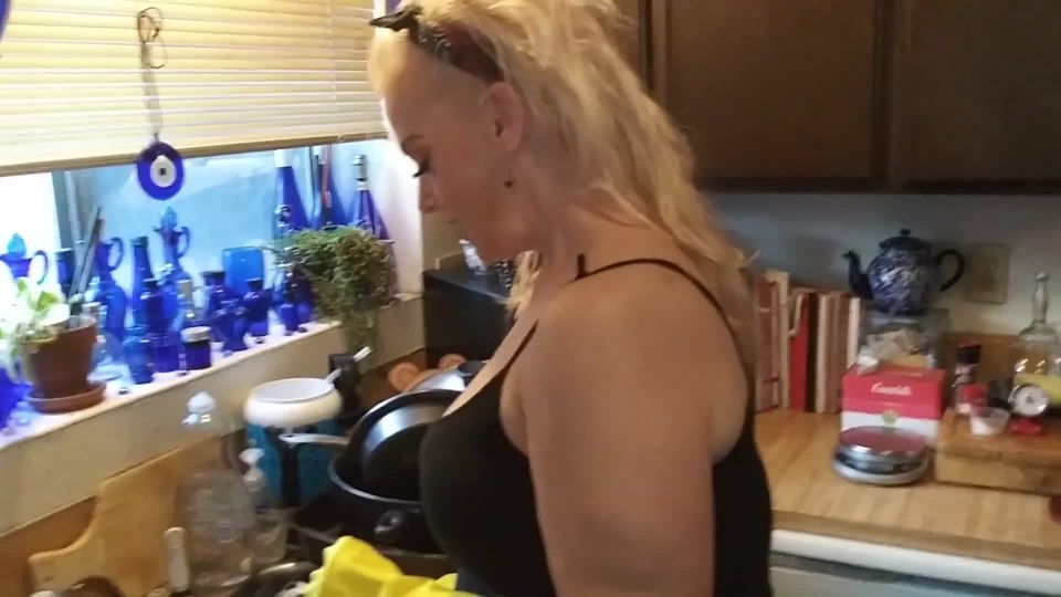 Humpin Hannah – Latex Glove Fetish Milf Gilf Blonde Mature Suck Show Swallow Blow Hand Job Latex!