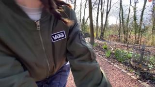 Anne-Eden - Public - Fremdverfuehrt und erwischt - FullHD 1080P-5