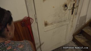 Surprise for the family (Perverse Family 1 part 5) Quick ...-3