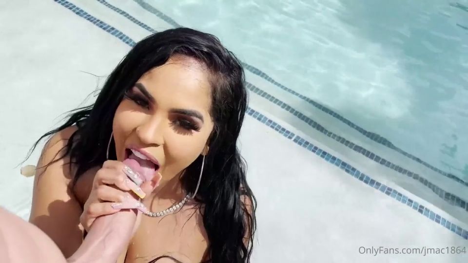 Fetish porn  Prettydreamgirl Has Sex In The Pool 720p [HD 720p] 2025 fetish 
