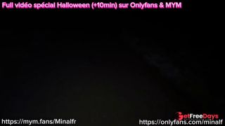 Im chasing a stranger dressed as Harley Quinn for Halloween  Public Voiture Sex-3