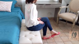 online porn video 28 foot fetish online Dame Olga – Shoejob / Flatjob with Pink Rubber Flats 2160 HD, ballet flats on fetish porn-1