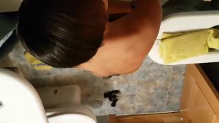 black swan - enjoying with sister-in-law in the bathroom-2