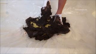 Custom Fetish - Vicki s White Ankle Socks Vs Cake - Fetish-0