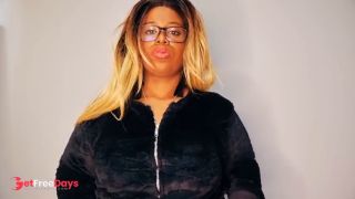 [GetFreeDays.com] Bbw milf with glasses plays with a dildo and gets horny in intimate video Adult Stream December 2022-1