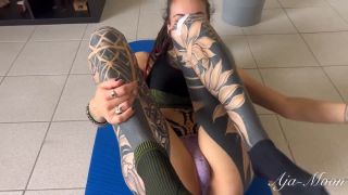 Aja-Moon Yoga Trainer Action MDH Germany Hot 2025-1