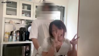 FC2PPV 3158839 数量限定割引。お子さんにバレないよう声を我慢するけど→快楽に負けて声を我慢できずにメス顔ダブルピースをお子さんに晒すw-6