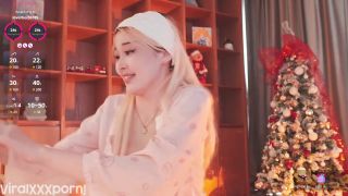 Dainty Wilder Tease Luna Lovekiss in Steamy Shower Cumshot Video Dainty Wilder, Luna Lovekiss Shower-0