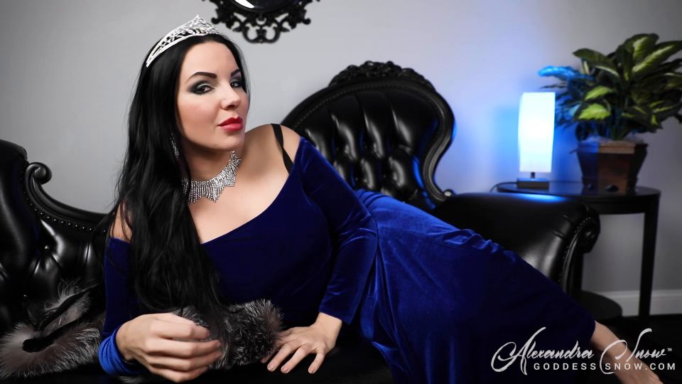 Femdom porn  Spitting  Break your resolutions - Femdom 