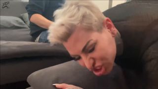 CATCOXX - Brazen - Engraver Brought Mega Creampie And That In Front Of His Eye.-5