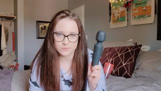 M@nyV1ds - CaityFoxx - Wand Toy Review-2