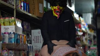 Miss Pink Plush - Good Beer And Better Pussy At Your Local - ManyVids, GIbbyTheClown (UltraHD 2K 2024) New Porn-5