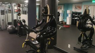 vicky d pbAnaerobic training with gasmask and 3l rebreather bag-9