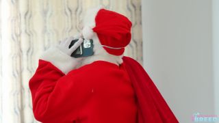 [MomWantsToBreed] Anissa Kate [12.21.25] [1080p]-1