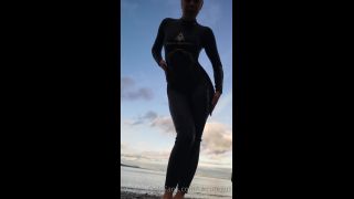 UKCuteGirl () Ukcutegirl - wetsuit face sitting 24-11-2020-8