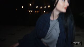 Violet Voss's Tent Adventure: Big Cock & Hot Sex [1080p]-1