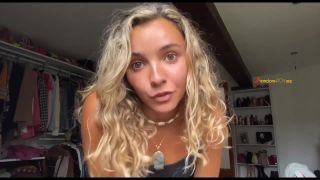 God‎dess Molly – MollySpoilMe – Muscle Worship and Degradation.-3