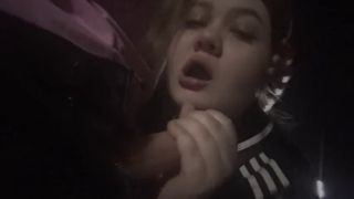Exclusive Risky Blowjob In Public-8