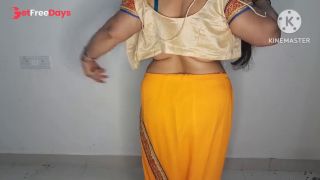 STEPMOM SON ROMANCE IN THE ABSENCE OF THE FATHER IN HINDI-3