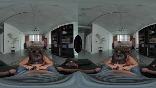 Kiki Klout - Tinder Boobs Date - VR Porn (UltraHD 4K 2021)-3