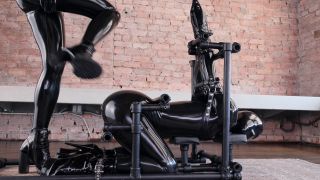 adult clip 35 Reflective Desire - Faeriere Vs Vespa - UltraHD 4K 2160p, asian femdom facesitting on femdom porn -3