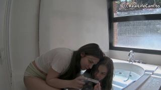Reallifecam - Lunette And Alessa Have Fun Make Onlyfans Content In Bathub 03.08.2025 604P - Amateur-5