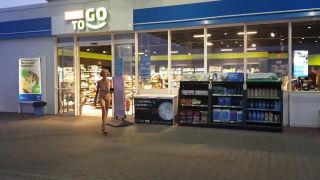 naked_in_store_-_mature-9