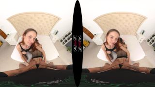 Game of Moans VR: Rita Hoff & Sonia White UltraHD 8K Action-3