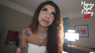 Lightskin Baddie With A Fat Ass Asked Me For A Creampie  Porn Vlog Ep 1 1080p-5