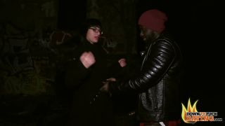 Nerdy Hipster Takes BBC On First Date (Amateur porn) Zeyna-2