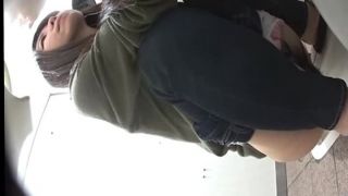 Online Tube Japanese style toilet - voyeur-2