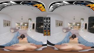 Virtual Porn.com/Bang Bros.com - Daisy White: Work Day Quickie-8
