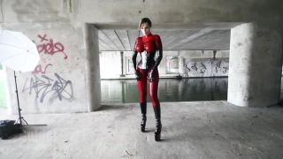  Dutch Dame-Latex photoshot  -8