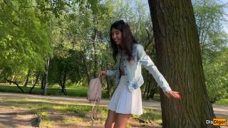 Girlfriend Gets Orgasms In A Public Park And I Control It With A Toy From Flirtwithsb 1080p-2